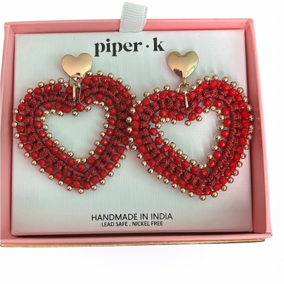 Piper K  gold tone beaded Red heart shaped earrings - Picture 6 of 6